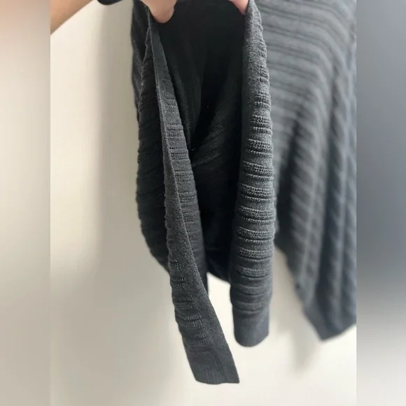 LULULEMON Forward Flow Poncho Heathered Grey Knit Asymmetrical Women's O/S - Picture 8 of 8